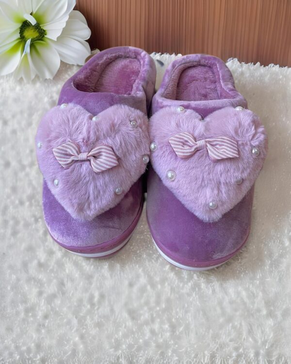 PANTUFLAS CORAZÓN MOÑITO